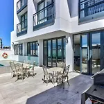 Stylish, Brand New, Central Home In Eclectic Area